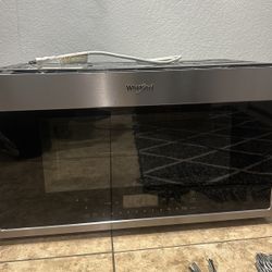 whirlpool microwave/oven with air fry 