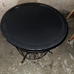 Coffee table With storage