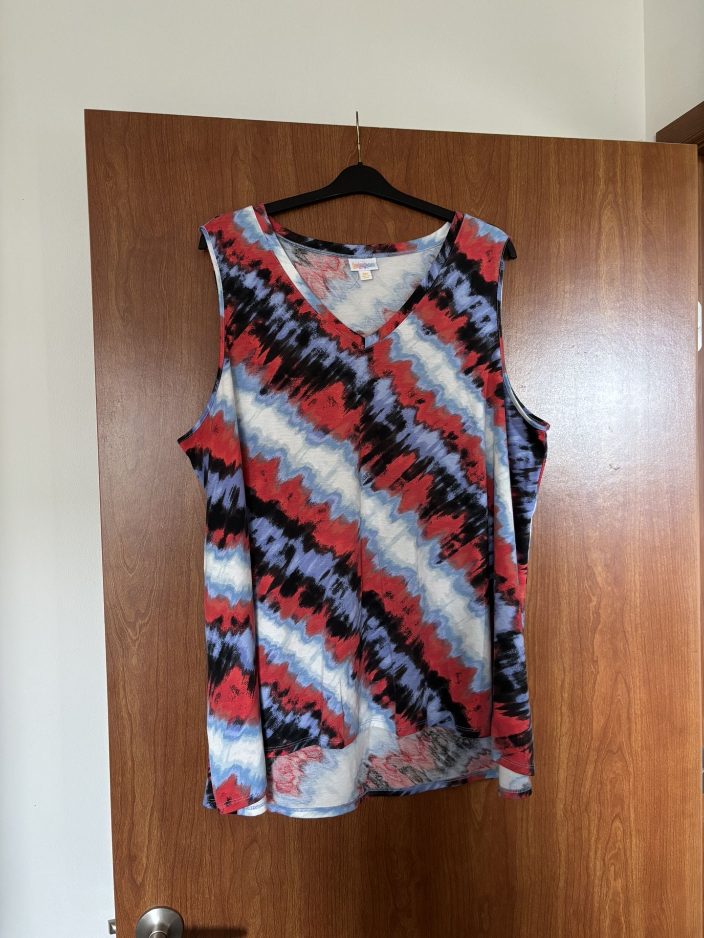 LuLaRoe Sleeveless Tunic Tank Top 3XL