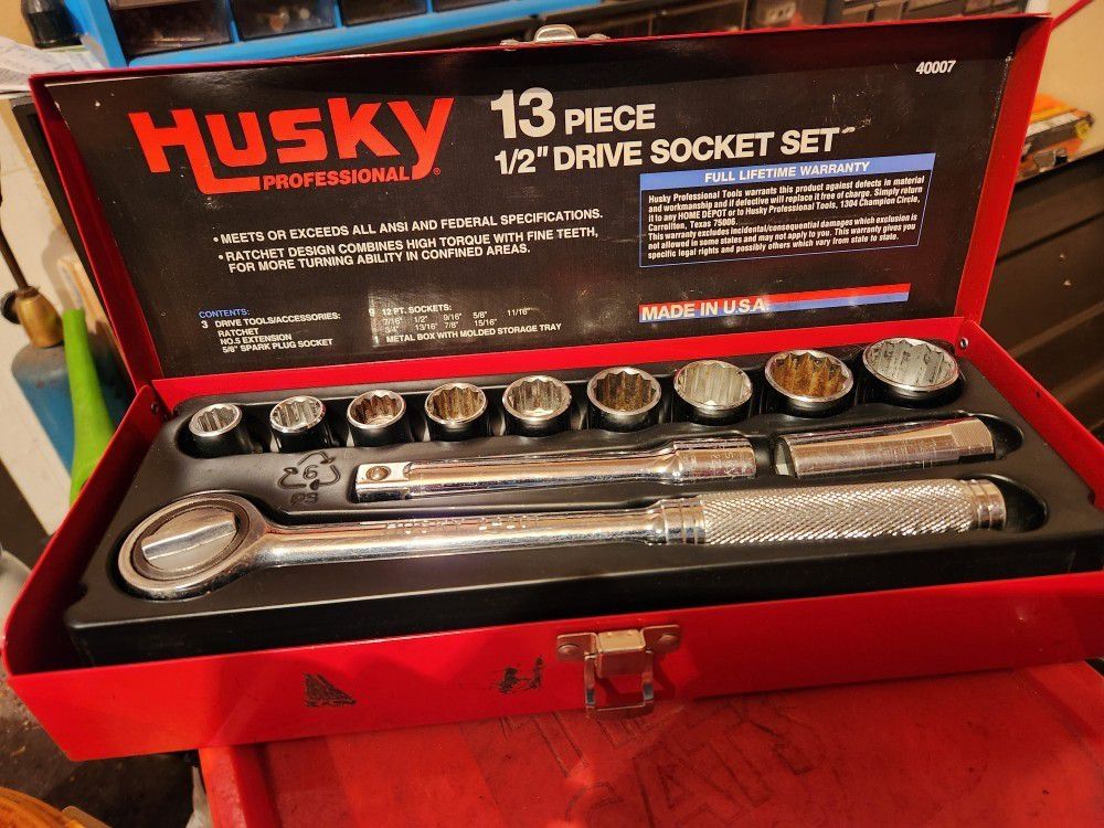 Husky 13pc. 1/2" drive socket set