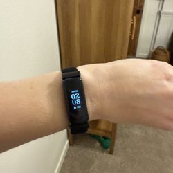 Fitbit Inspire 2 w/ 3 Bands