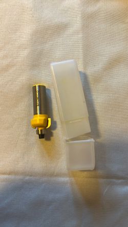 Router Bit with Bearing and Case