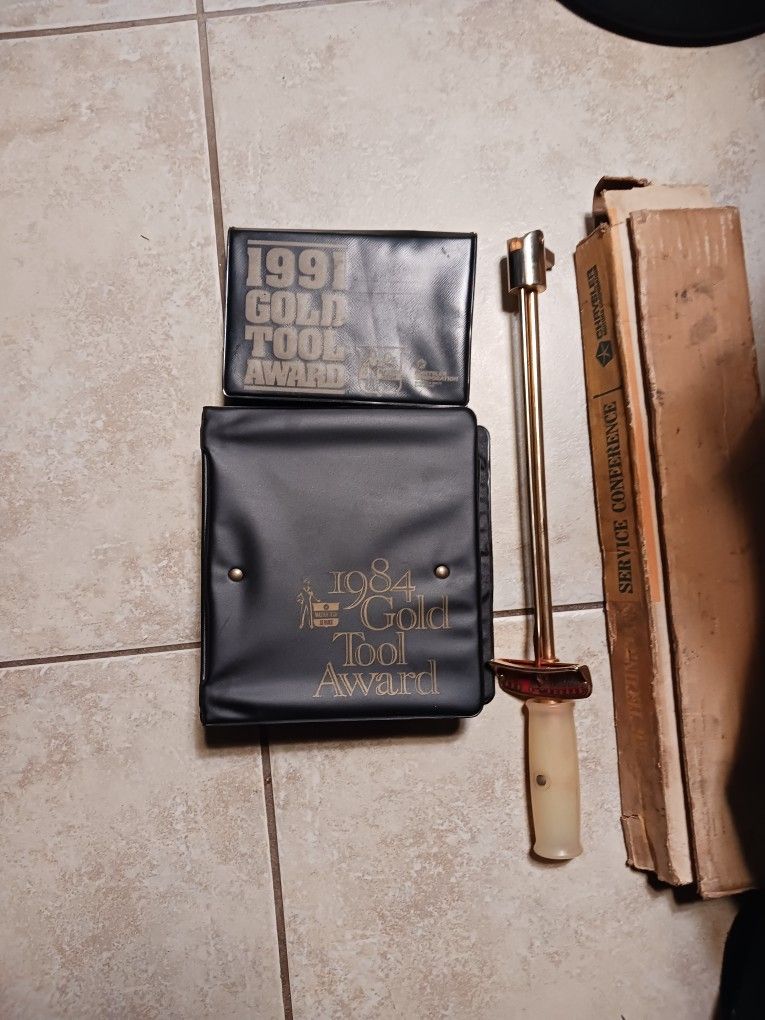 Mopar Gold Award Tools