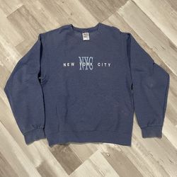 NYC Embroidered Crew Neck Small