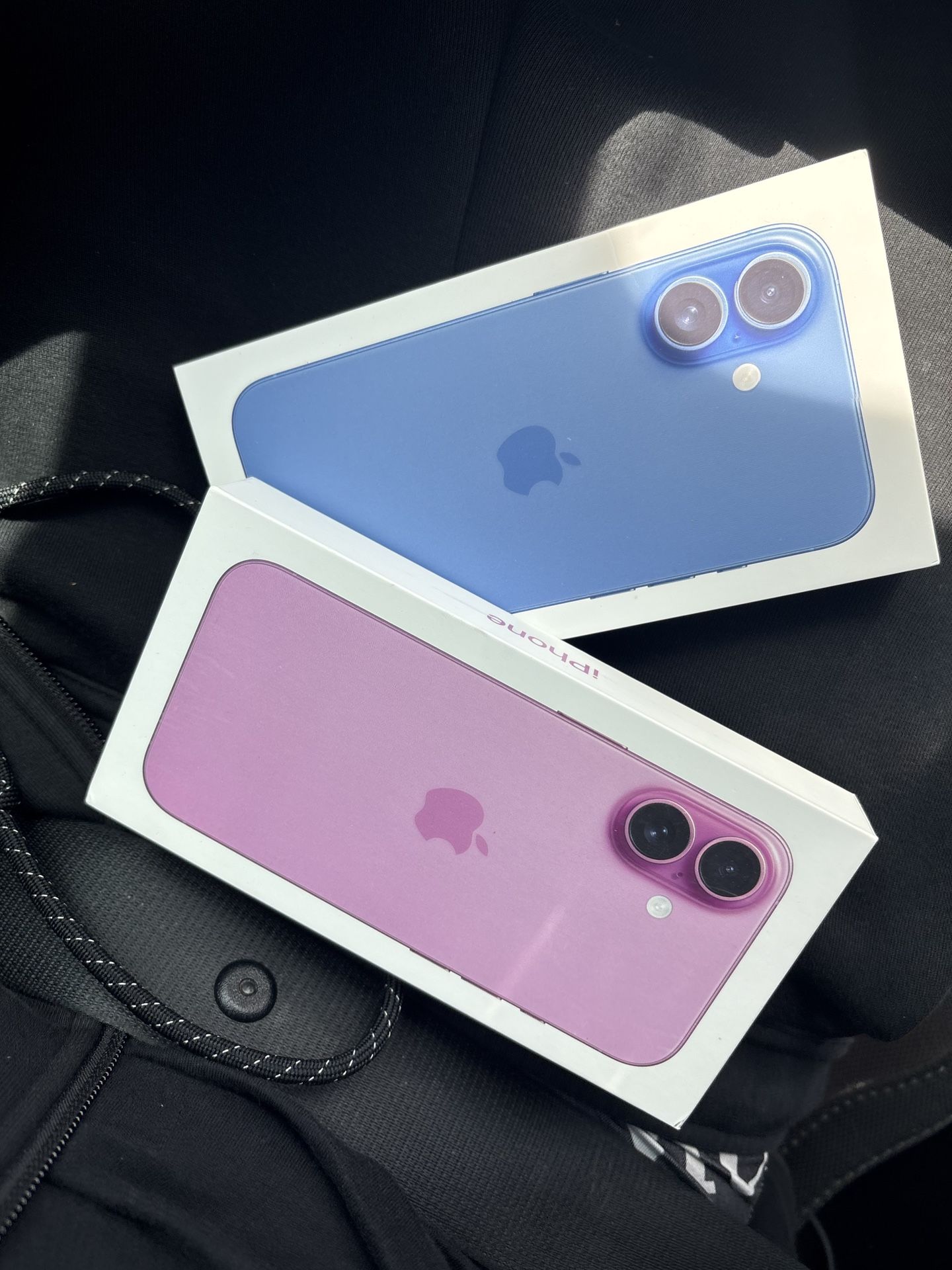 iPhone 16s