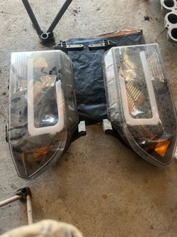 Toyota tundra headlights