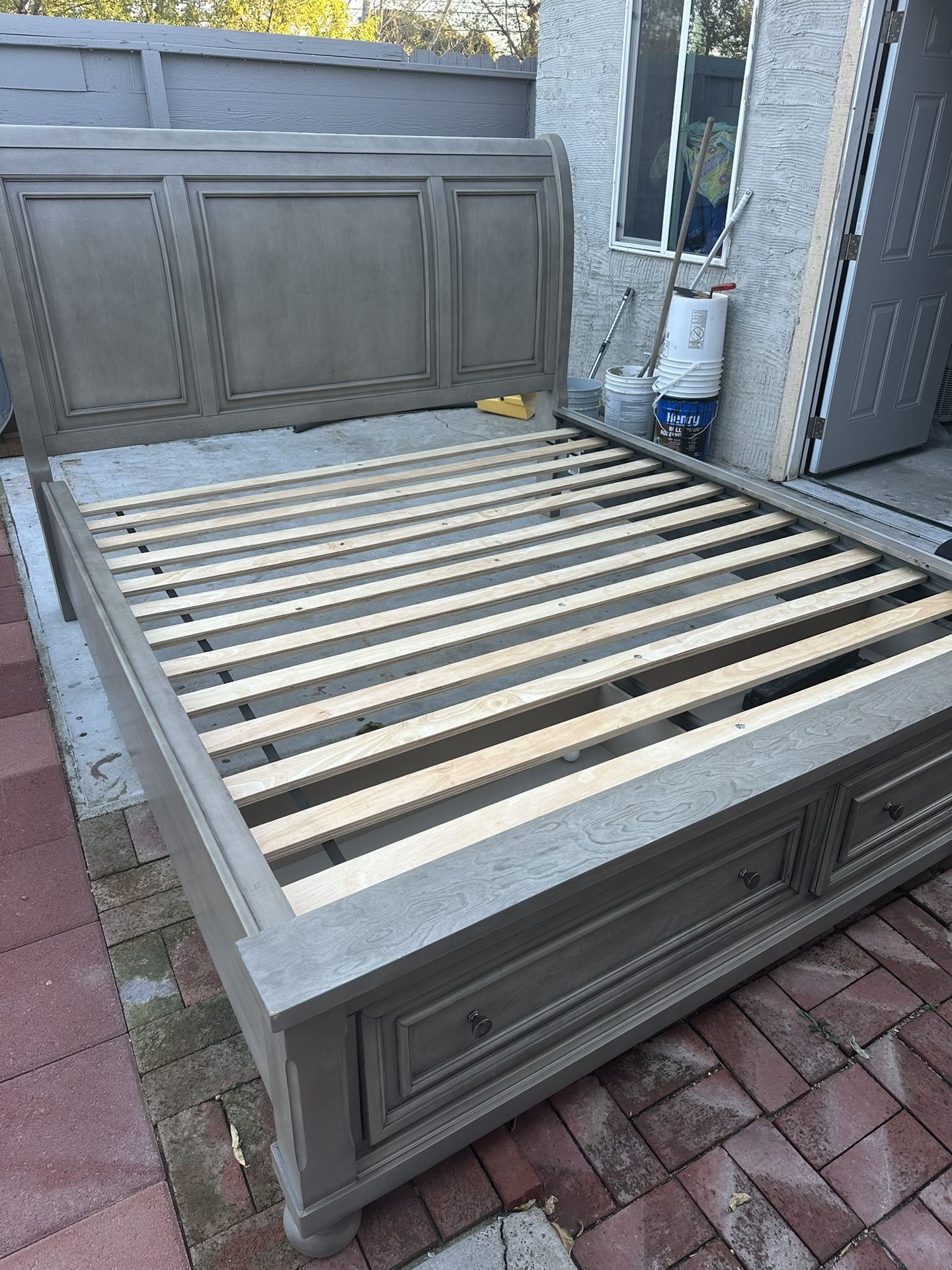 Ashley Furniture Porter King Sleigh Bed With 2 Storage Drawers