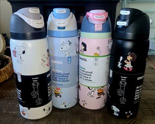 Owala FreeSip Peanuts 32 oz Snoopy