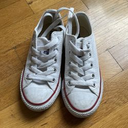 Kids converse shoes - White - 10.5