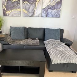 Sleeper Sofa w/ Storage Chaise – Like New 🔥
