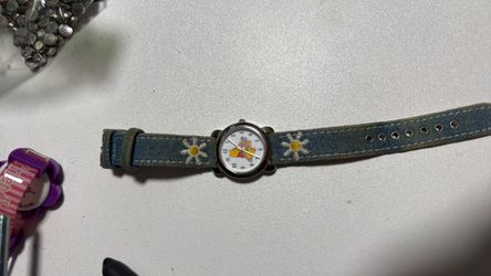 Vintage 1990s Disney watch “Winnie the poo” only $10