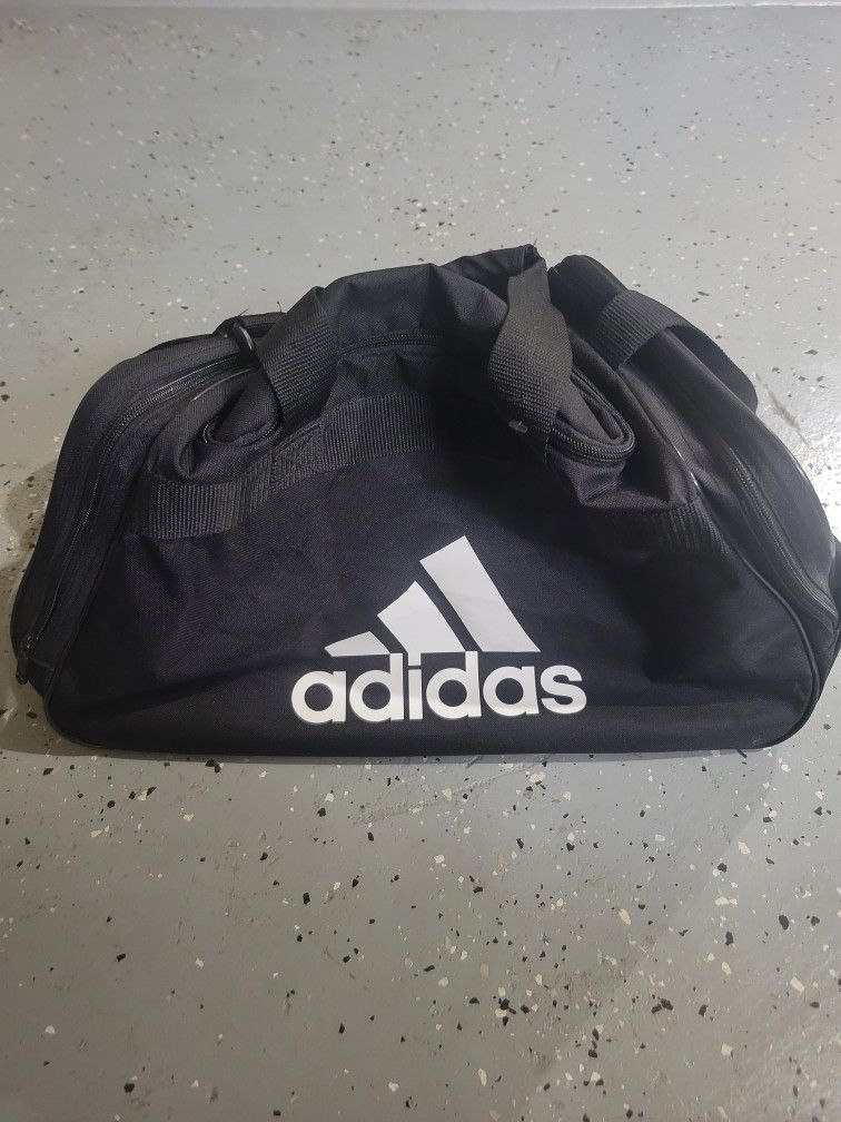 Adidas Unisex Medium Size Duffel Bag