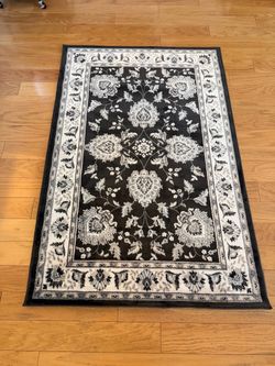 Area Rug 4’x6’