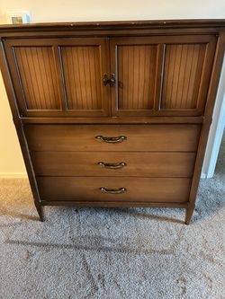 Mid Century Modern Gentlemen’s Chest