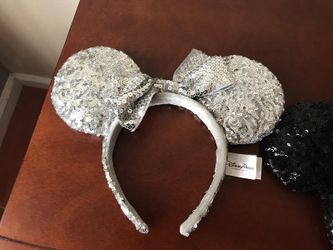 Minnie Mouse headband