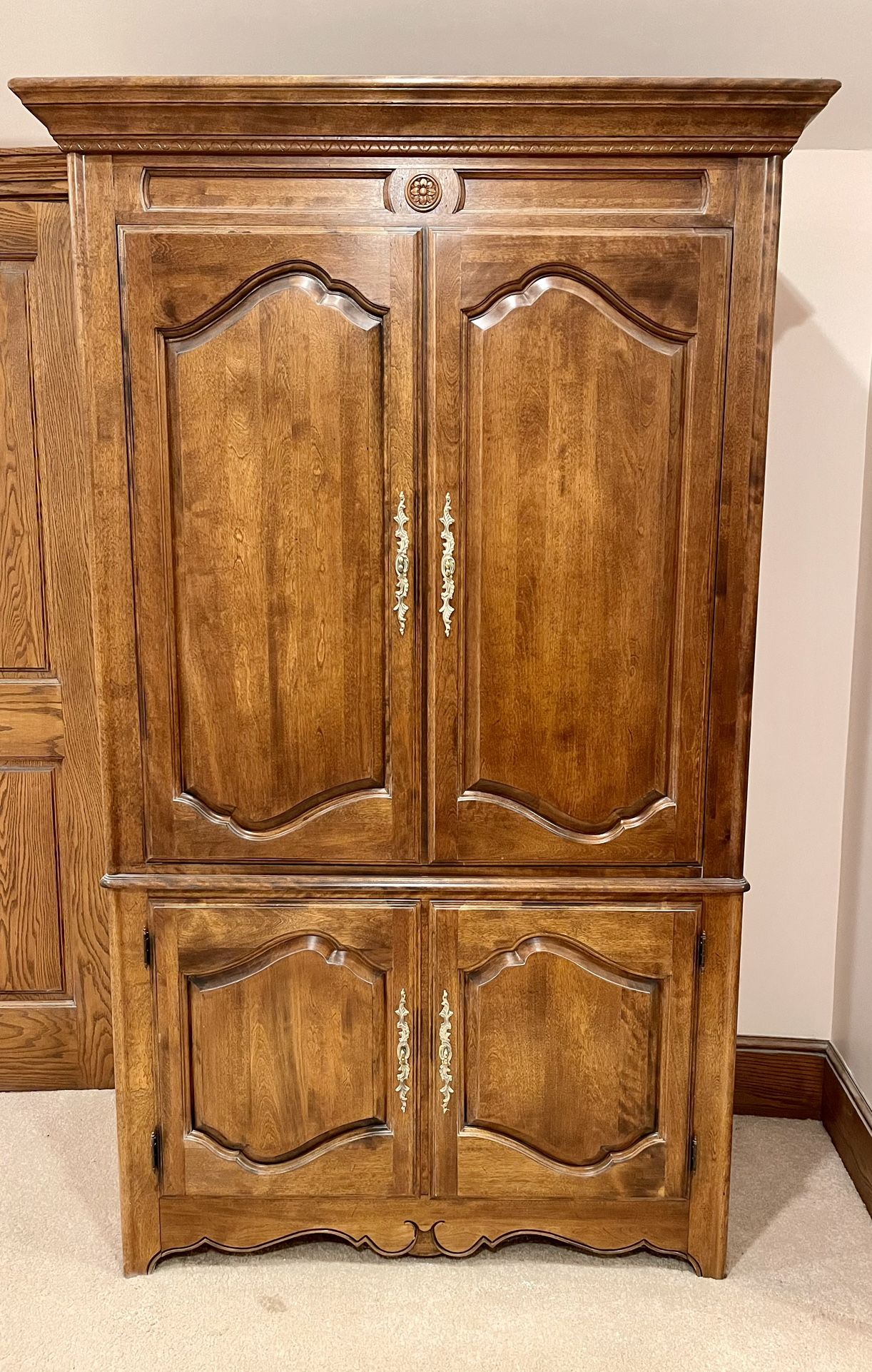 High Quality Armoire Ethan Allen (Make An Offer)