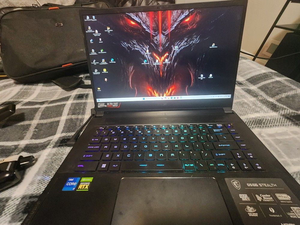 MsI-G66 Stealth 11-UE