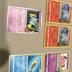 Pokémon Cards (one Open Trick Or Trade Pack And Two 2021 Cards