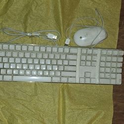 Apple Keyboard