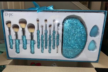 Glitz and glam brushes