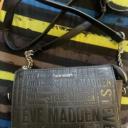 Steve Madden Black Purse/crossbody 