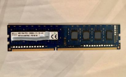 SK Hynix 4GB (1 x 4GB) DDR3 1600 Mhz PC3-12800 RAM Memory (HMT451U6BFR8C-PB)