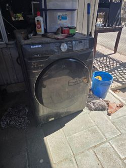 Washer (does not spin)