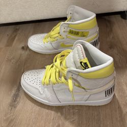 White And Yellow Retro 1 ( OG First Class Flight