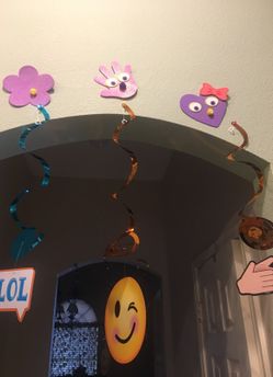 Emoji Party Items