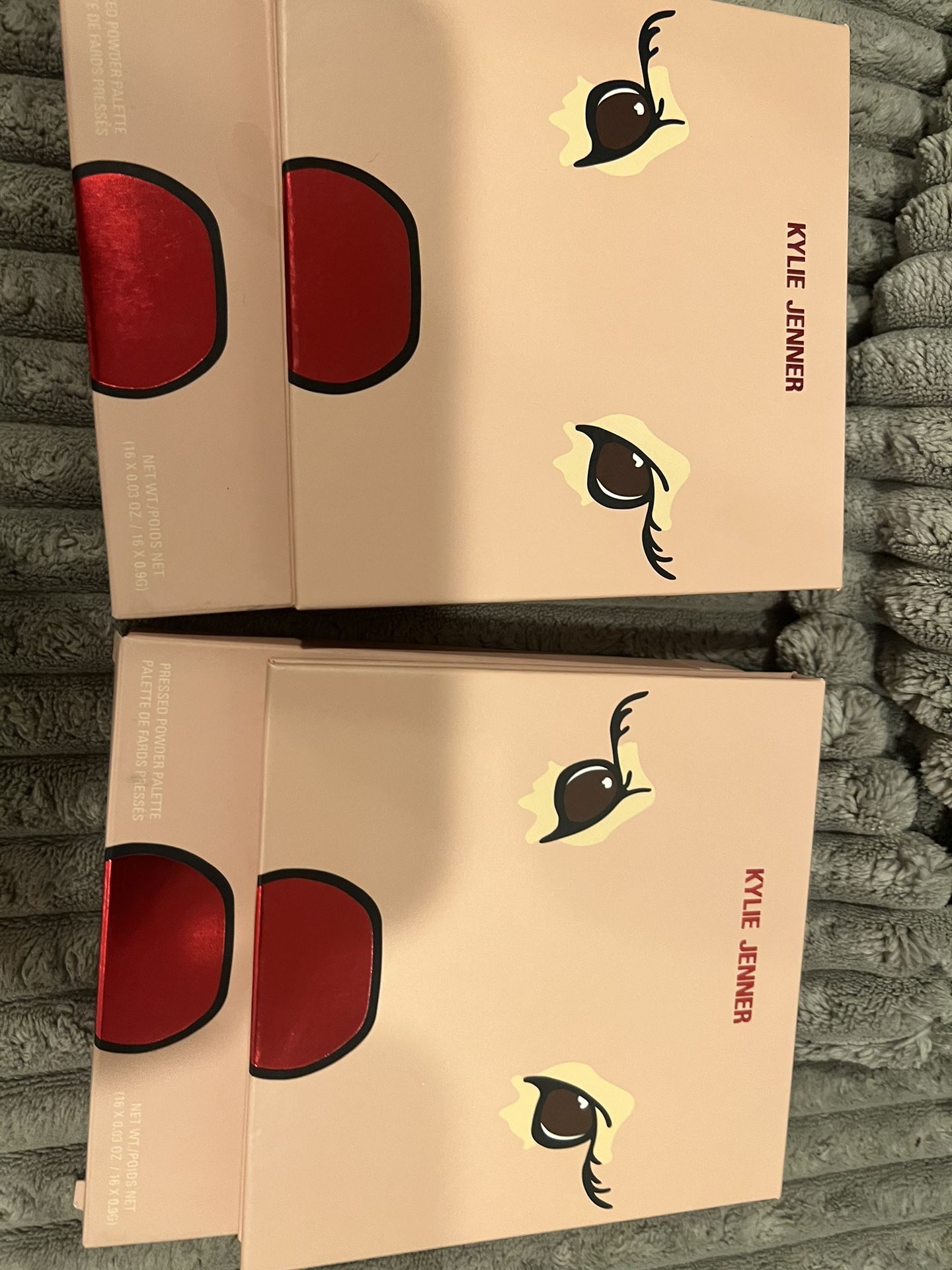 Kylie Jenner Eyeshadow palette