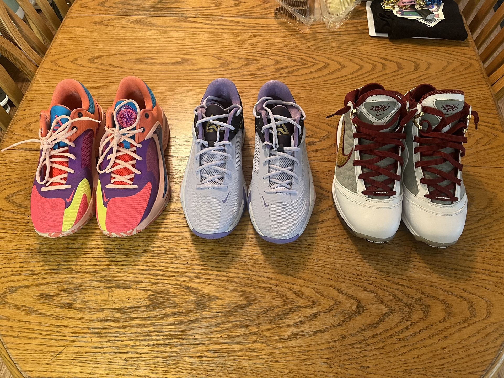 NIKE BASKETBALL GIANNIS ZOOM FREAK 4 & NIKE LEBRON 7 MVP SZ. 10-10.5