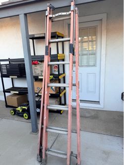 Ladder300 lbs capacity Werner