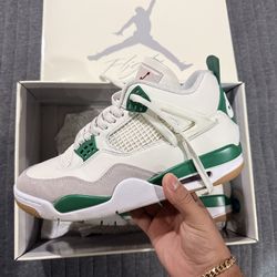 Air Jordan 4 sb pine green