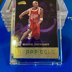 Kobe Bryant Gold Rookie Parallel