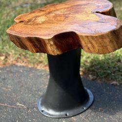 Live edge side table: handcrafted 