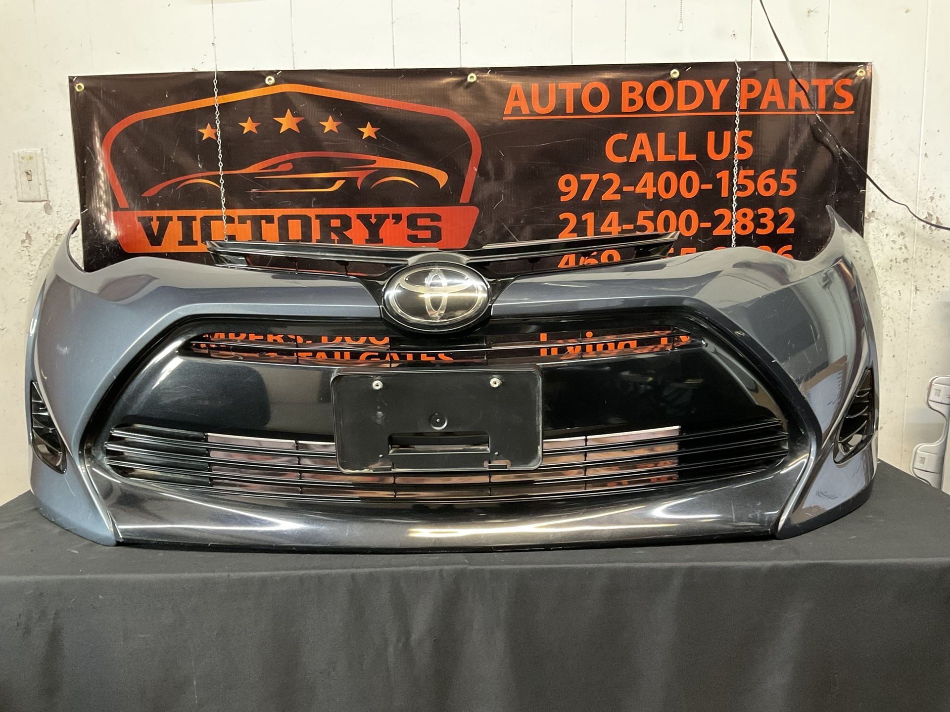 TOYOTA COROLLA 2017-2019 FRONT BUMPER WITH GRILLES AND SENSOR OEM