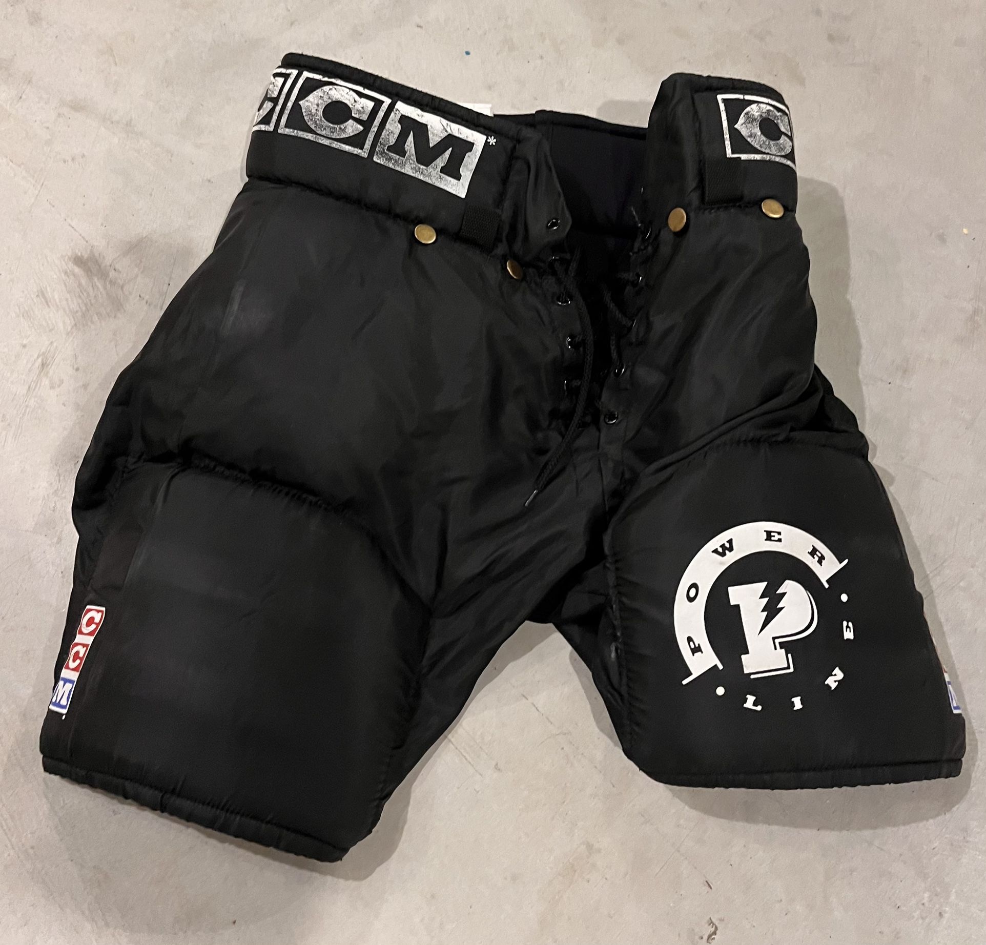 CCM Breezers- Boy’s Size Large