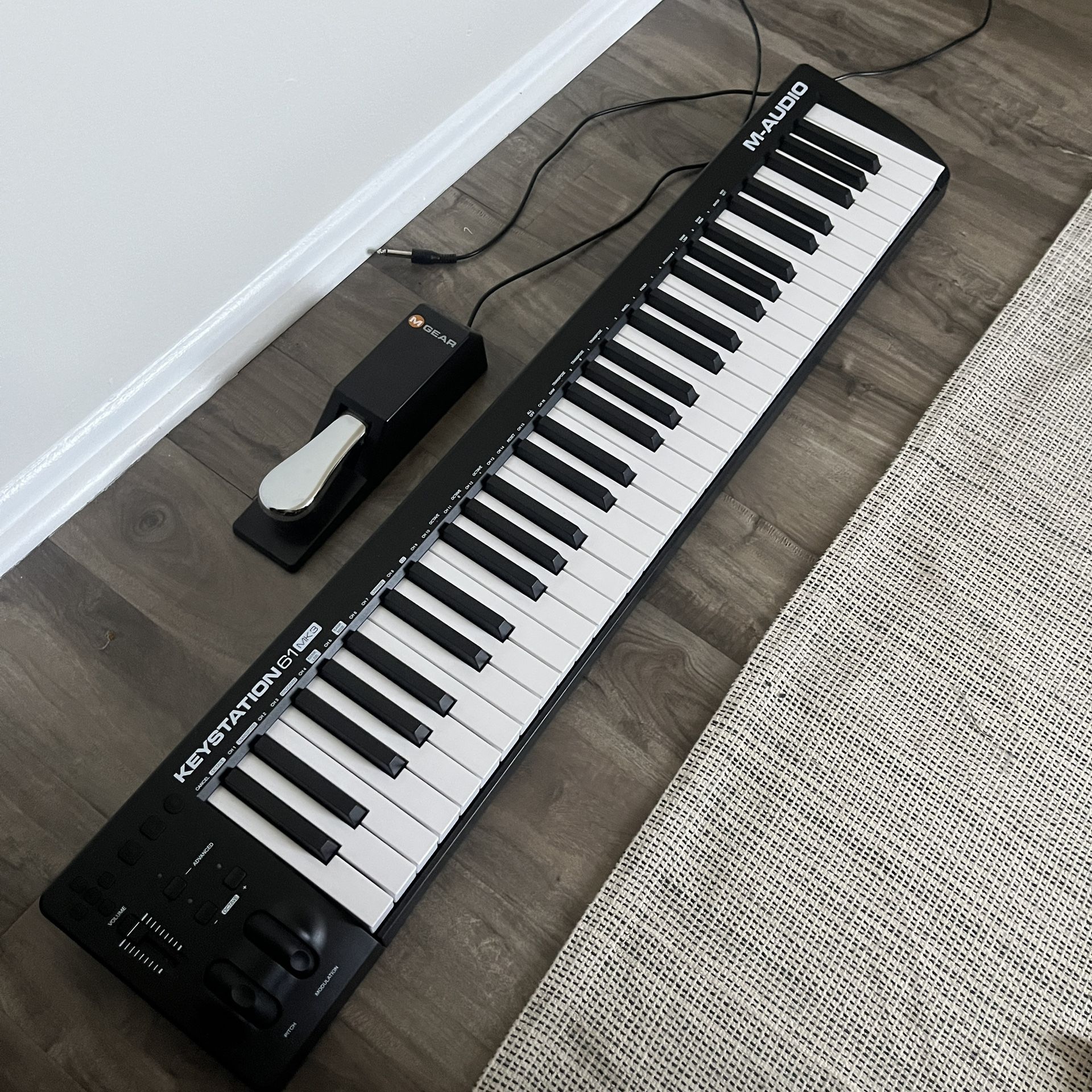 M-Audio Keystation 61 MIDI Keyboard