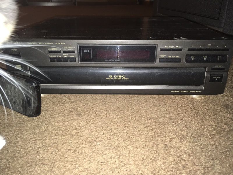 Technics you can load six CDs in carousel CD player works great
