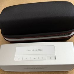 Bose Soundlink Mini 2 With Deluxe Case