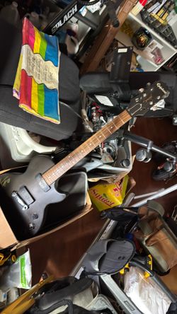 Epiphone Guitar 🎸