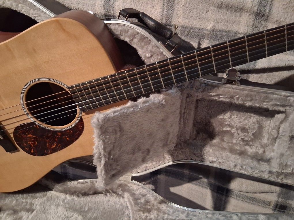 Acoustic Guitar