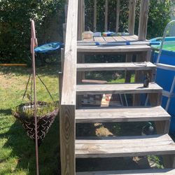 Small Deck W Stairs Great For Above Ground Pool