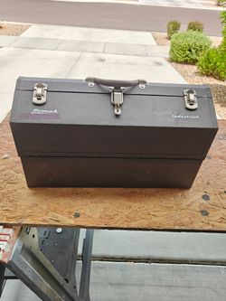 Homak cantilever tool box