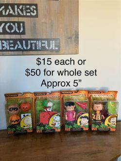 Peanuts It’s The Great Pumpkin,  Charlie Brown Figures