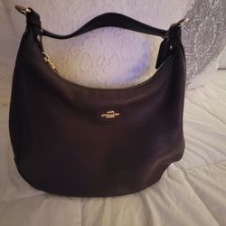  Beautiful Soft Leather COACH Handbag Purse Wine Color