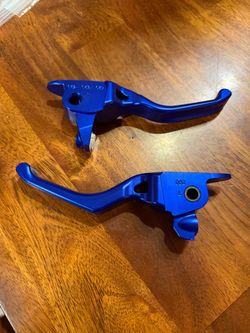 Harley Davidson Touring Shorty Levers. NEW