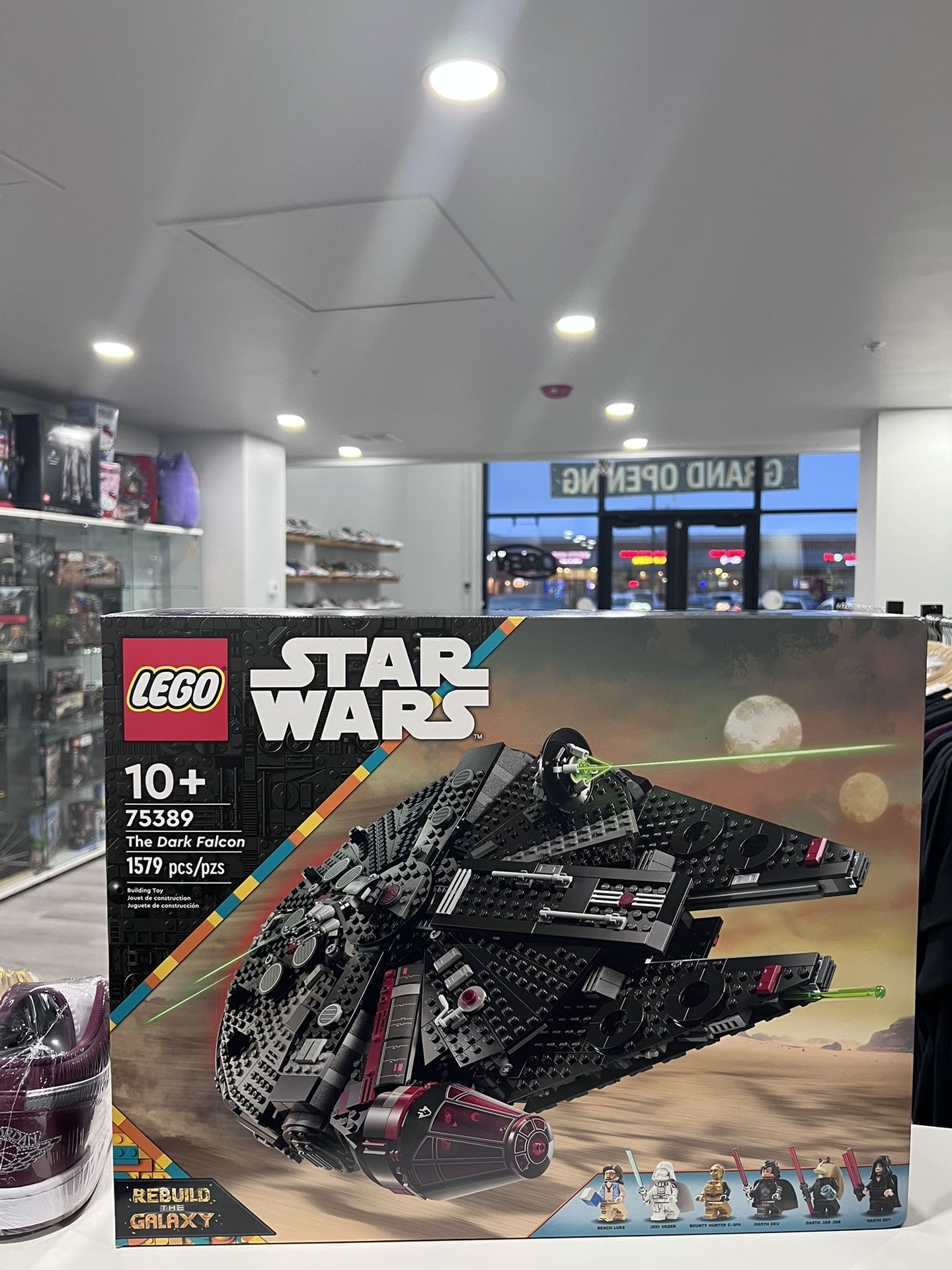 Brand new 75389 LEGO Star Wars Rebuild the Galaxy The Dark Falcon (Under Retail)