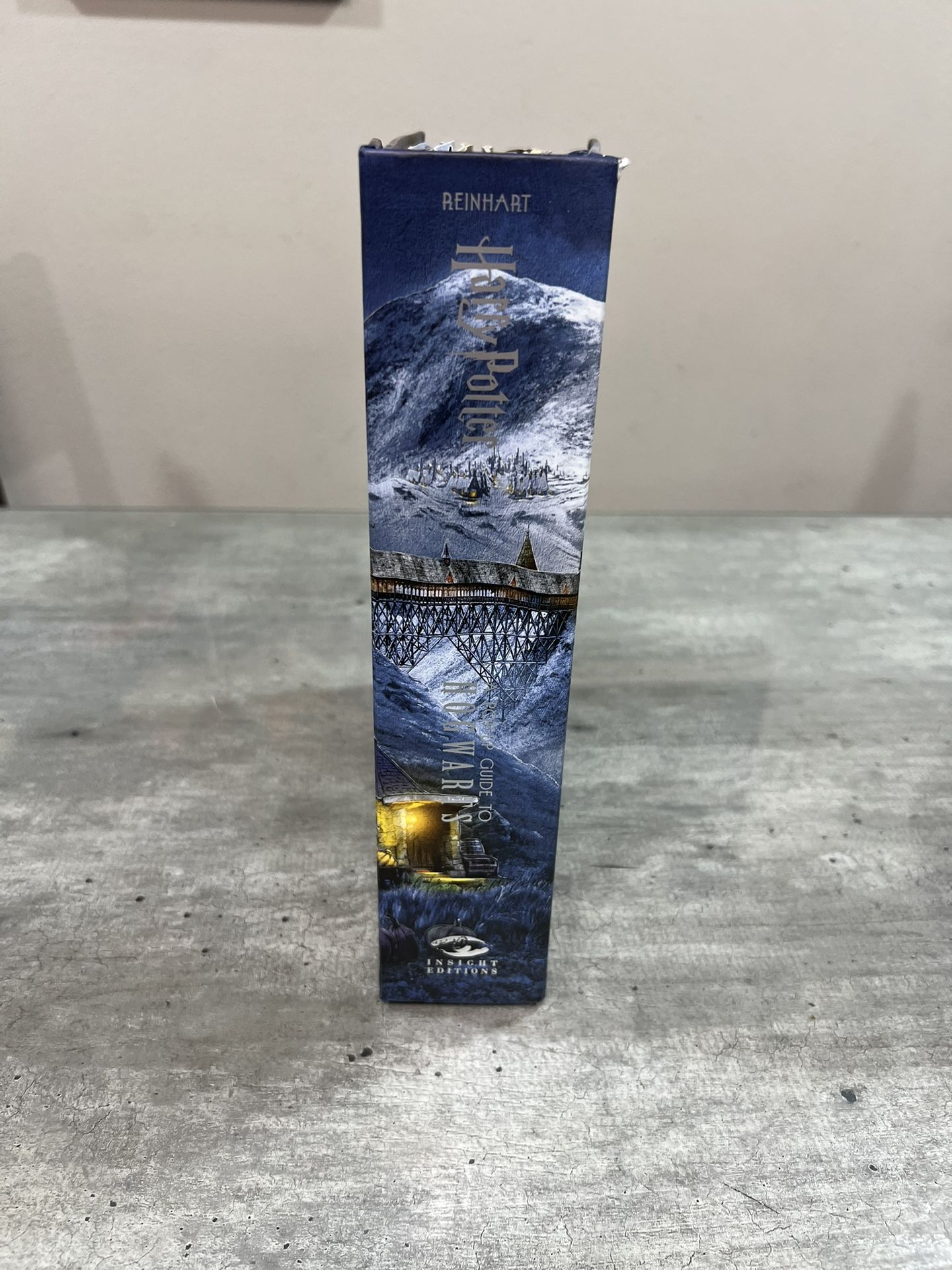 Harry Potter / A Pop-Up Guide To Hogwarts