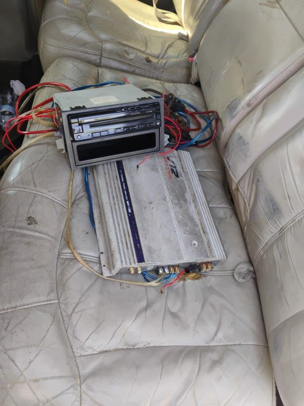 Pull Out 7 Inch Touch Screen And Amp